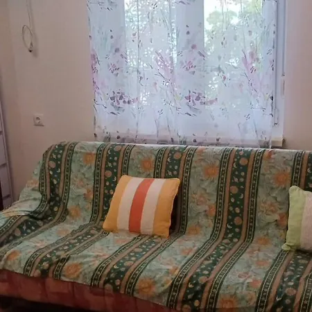 Apartment Irmica Lukovo Šugarje Exterior foto
